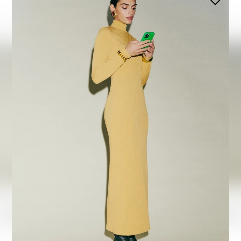 REFORMATION malorie knit dress - size large - Picture 3 of 9
